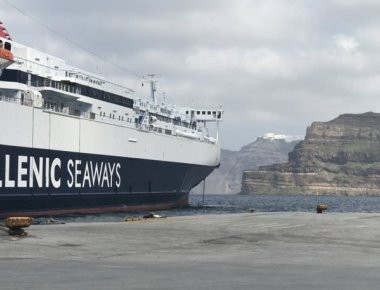 «Ανεβαίνει» η θερμοκρασία στην κόντρα Hellenic Seaways και Βlue Star Ferries για τα δρομολόγια των Κυκλάδων